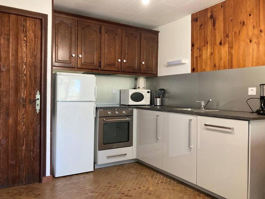 Au Coeur Du Village De Prémanon Extérieur photo